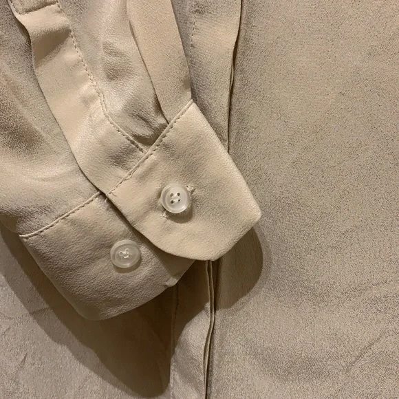 EnThread tan blouse - Picture 3 of 6